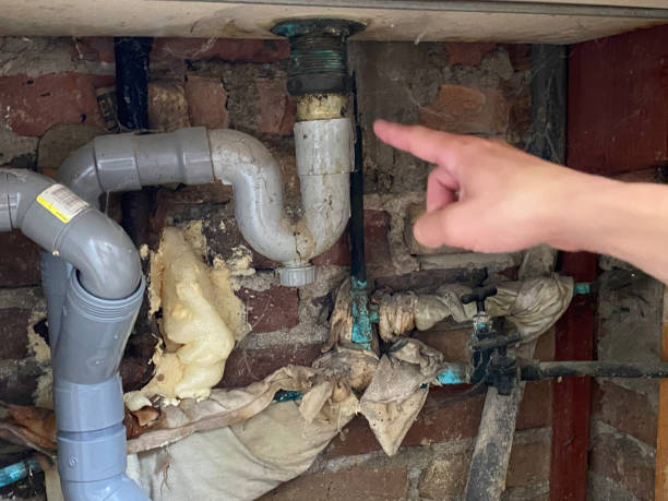 Sewage cleanup and water damage restoration in Castle Rock, WA